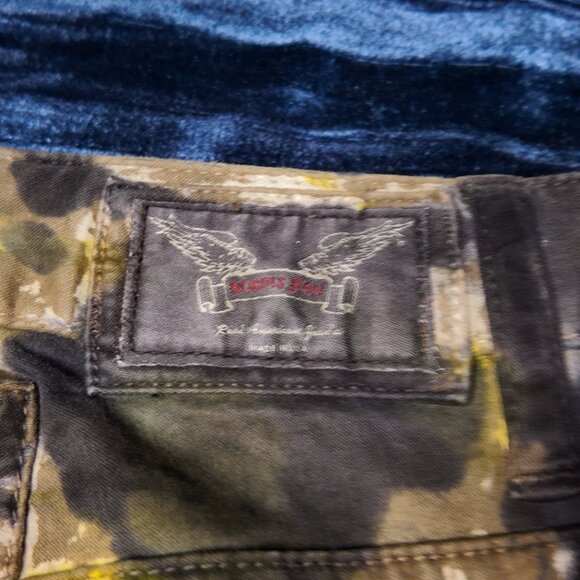 Robins jean, green and gold, waist 31-32 and 28 inseam. - Picture 5 of 7